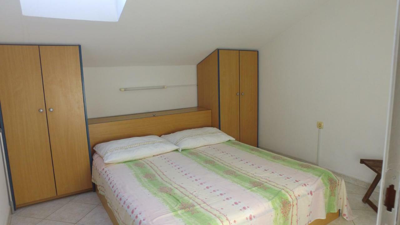 Apartment Karuza Rukavac Vis Exterior photo